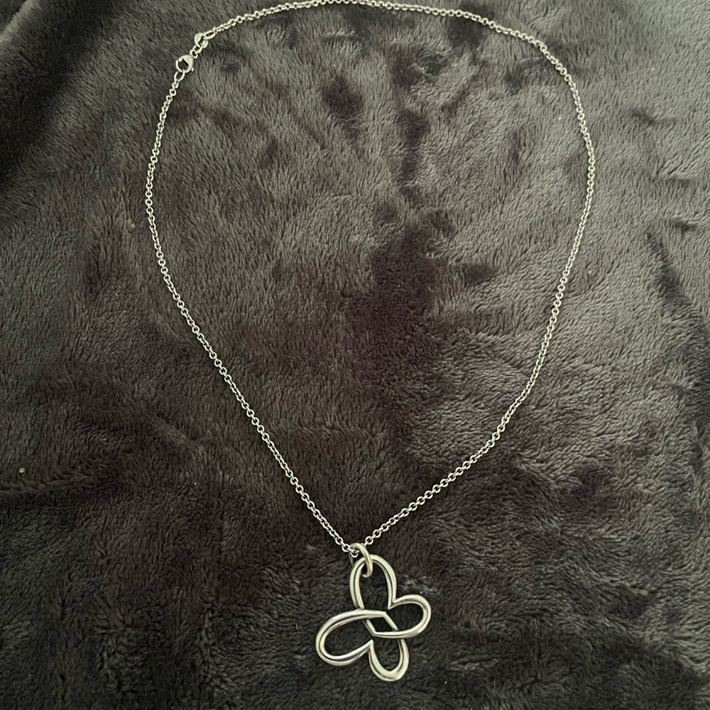 Elegant Silver Heart Pendant Necklace